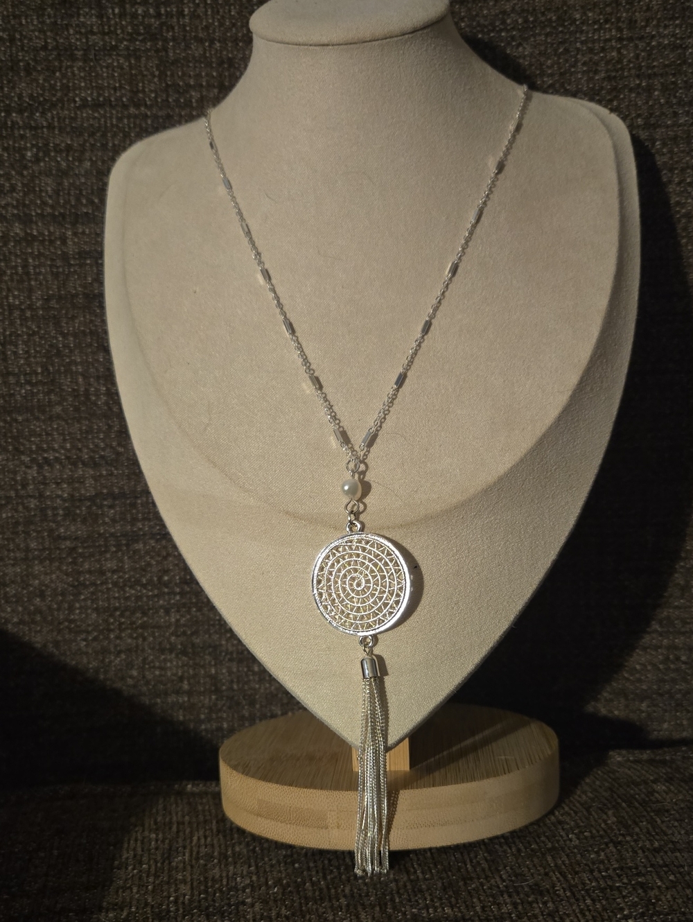 LC Lauren Conrad Silver Tone Dreamcatcher Tassel Pendant Necklace 💫